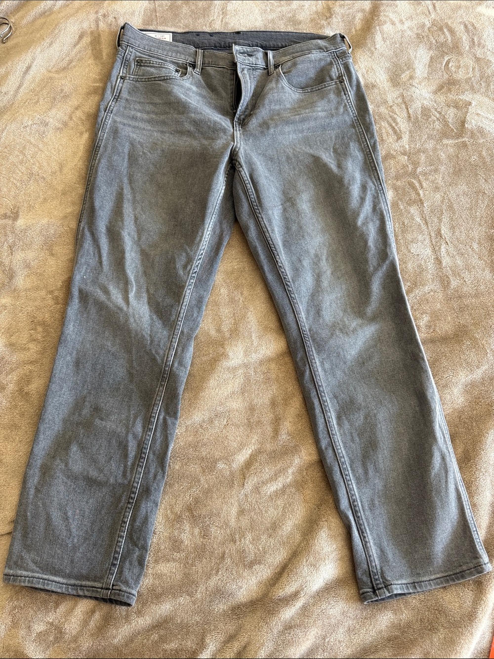 GAP Men's Washed Gray Straight Jeans